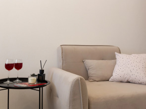 Апартаменты Life Apartments на 10 этаже ЖК Спутник