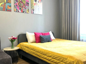 Uyutnaya Dlya Dvoikh Ryadom S Planetoy Flat