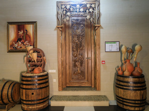 Отель Wine Palace