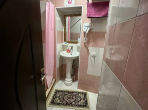 Hotel Khurjin