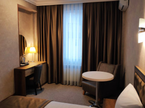 Отель Royal Sapphire