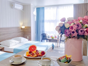 Отель Камелия