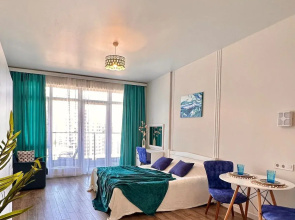 White Saile A 908 Apartments