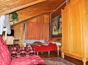 Дом Красивый дом на Волге