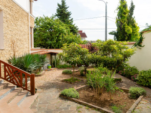 Отель Рахиль