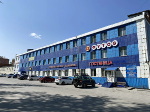 Отель 12 Футов