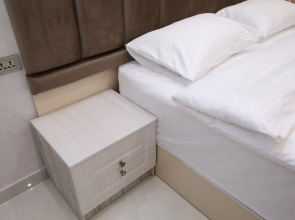 Отель Louvre Home