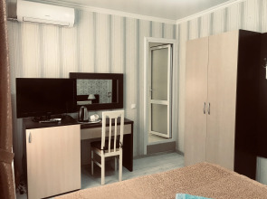 Dom S Delfinami Guest House