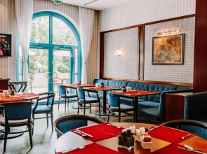 Отель Rahat Palace