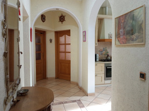 Квартира Красная 8