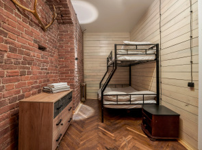 Апартаменты SREDNYAYA PODYACHESKAYA 6 APARTMENTS Просторные трехкомнатные апартаменты Park Lane Inn для 3-х взрослых