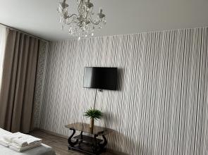 Апартаменты видовые на 14 этаже рядом ТРК Родник