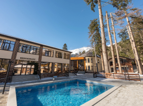 Gostinichno-Restorannyj kompleks SKi ReSort (Gornolizhniy Kurort) Hotel