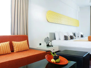 Отель Z Through by The Zign