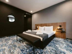 Отель Splendid Tbilisi