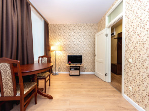 Апартаменты Яр-сутки на Октября 23