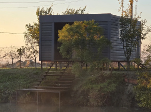 Uyutny Domik dlya Komfortnogo Otdykha na Prirode Dom 4 Private House