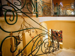 Отель Toma's House