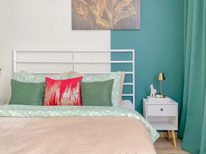 Квартира БТВ Апартс на Рощинской