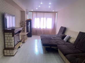 S Yevro Remontom I Idealnoy Chistotoy Flat