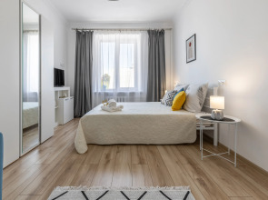 Квартира Светлая и уютная квартира в центре