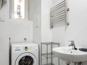 Апартаменты 4-комнатные HomeApart К.Маркса, 30