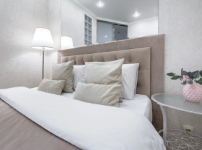 Апартаменты Admiral nearby Hilton 5