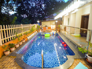 Grande Alpine Hotel Vagator