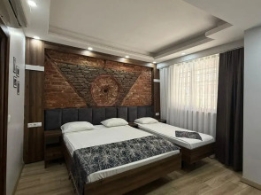 Отель Han Suite