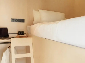 Хостел Morfeus Capsule Hotel