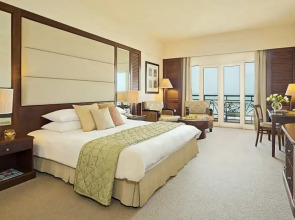 Danat Jebel Dhanna Resort