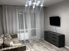 Prostornaya Studiya V Krasivom Rayone Flat