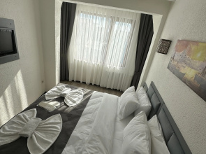 Big Orange Hotel