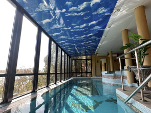 Отель Крылья