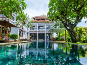 Wonderful 4BR villa 50 meters to the beach Canggu