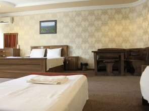 Отель New Palace Shardeni