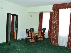 Отель Хаятт Инн