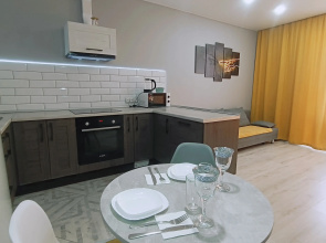 Posutochno V Solnechnom Gorode Flat