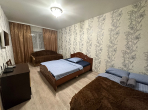 2-Komnatnaya Na Ul. Sibirskaya 17a Flat