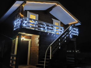 Momant house