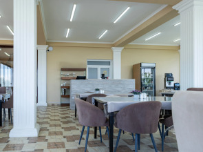 Отель Грейс Фаорс