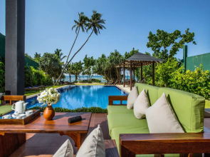 South Point Ocean 8 bedroom beach front Villa