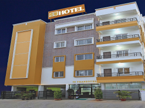 Tranzotel Bangalore Airport Guest House