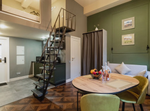 Апартаменты в Сердце Петербурга с колонкой Алиса