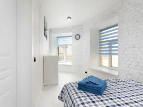 Апартаменты двухкомнатная квартира на Восстания 3-5