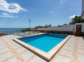 Karavan Guest house