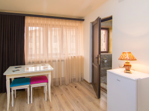 Отель Tatev Hotel and Tours