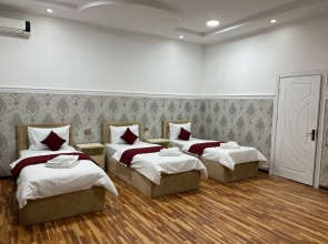 Отель HOME ALONE