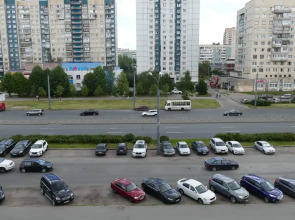 Апартаменты на проспекте Косыгина 17