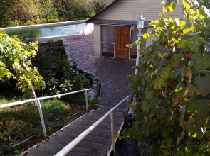 2-Kh Etazhny s Baney Private house